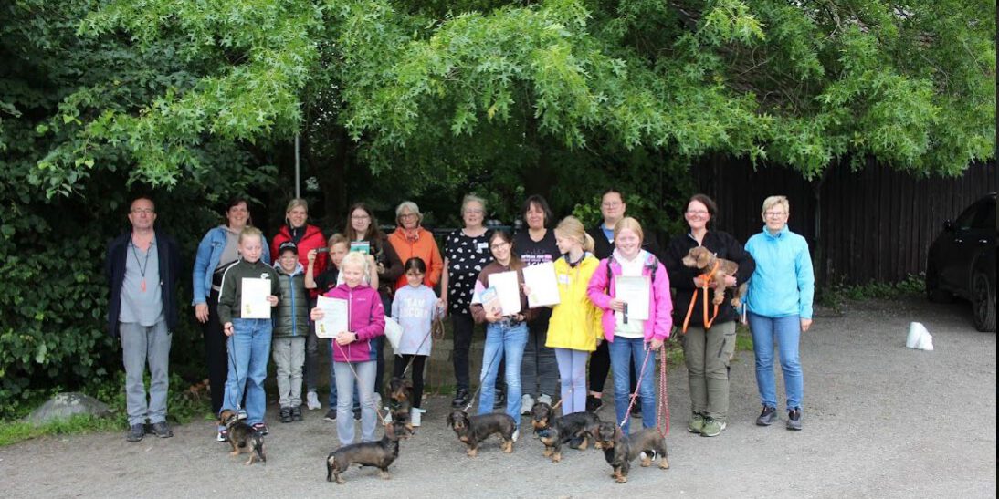 9C91FE92-1074-4BB2-9F86-30327D696A21